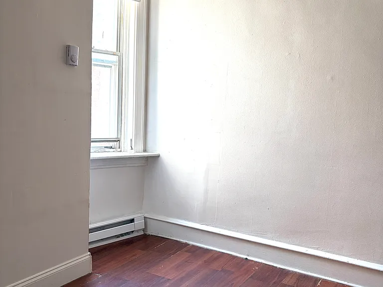 3047 Aramingo Ave — Photo 12