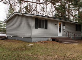 N9054 E Island Rd, Phillips, WI 54555