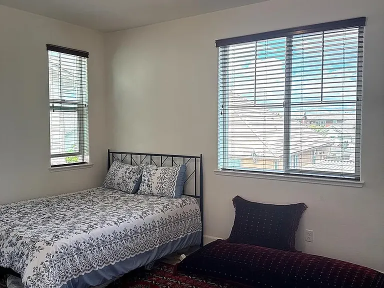 10005 Atrio Cir — Photo 26