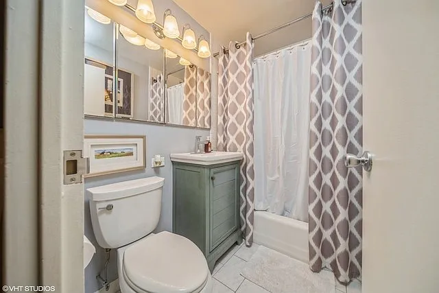 400 E Randolph St #2622 — Photo 7