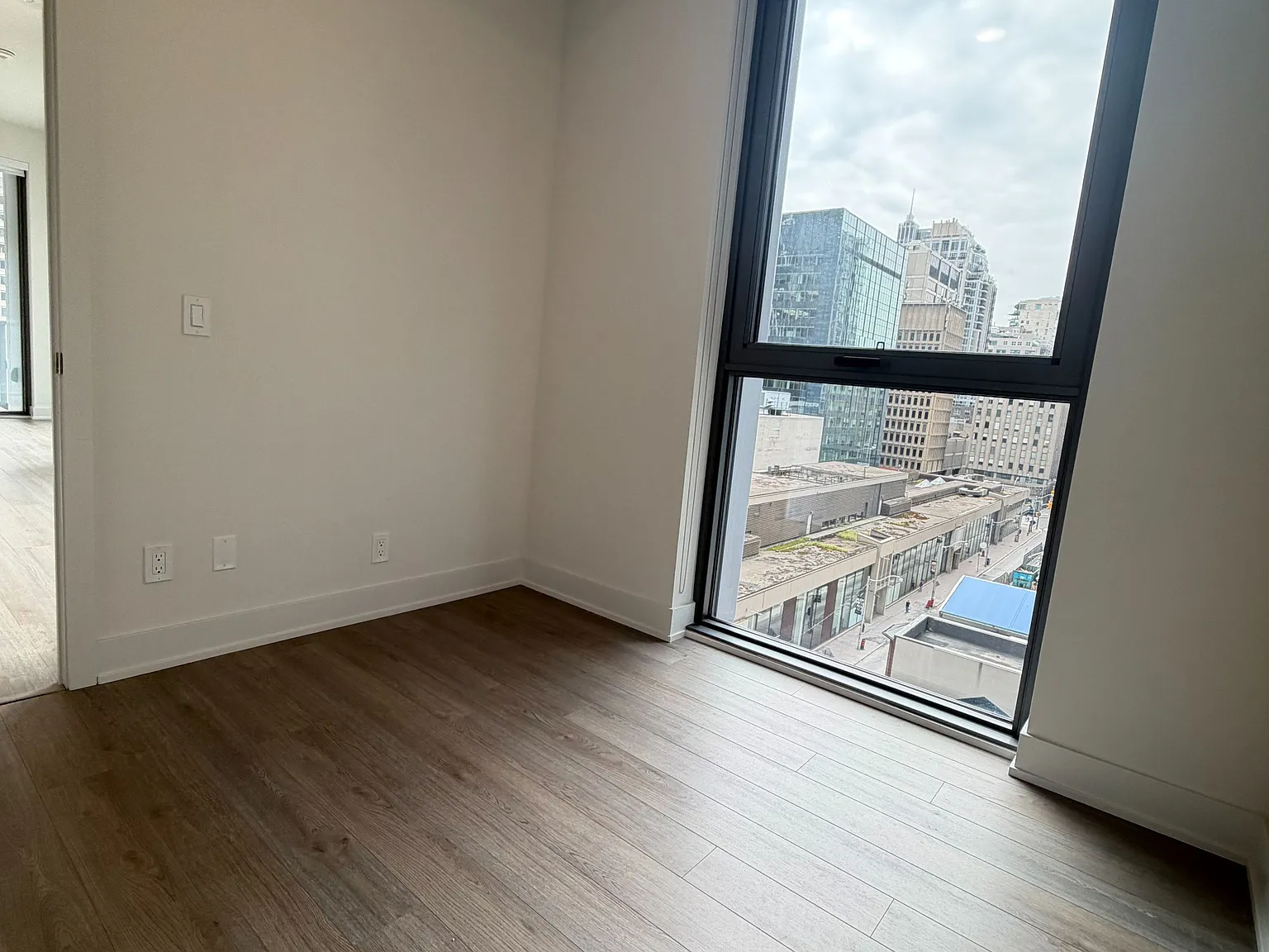 2 bed, $3,700 — Photo 4