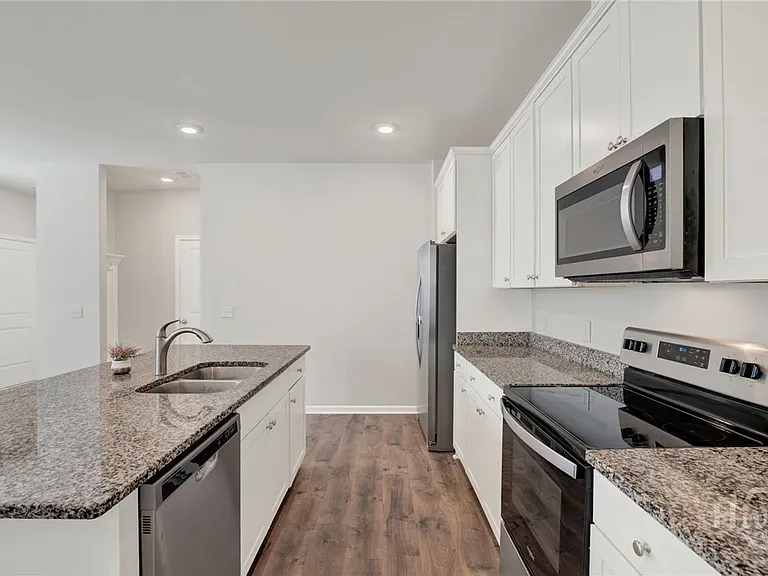 148 Benelli Dr — Photo 6