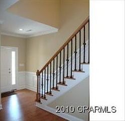 2nd image of 2334A Dovedale Dr