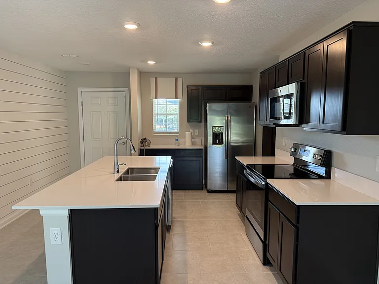 2015 Myrtle Pine St — Photo 10