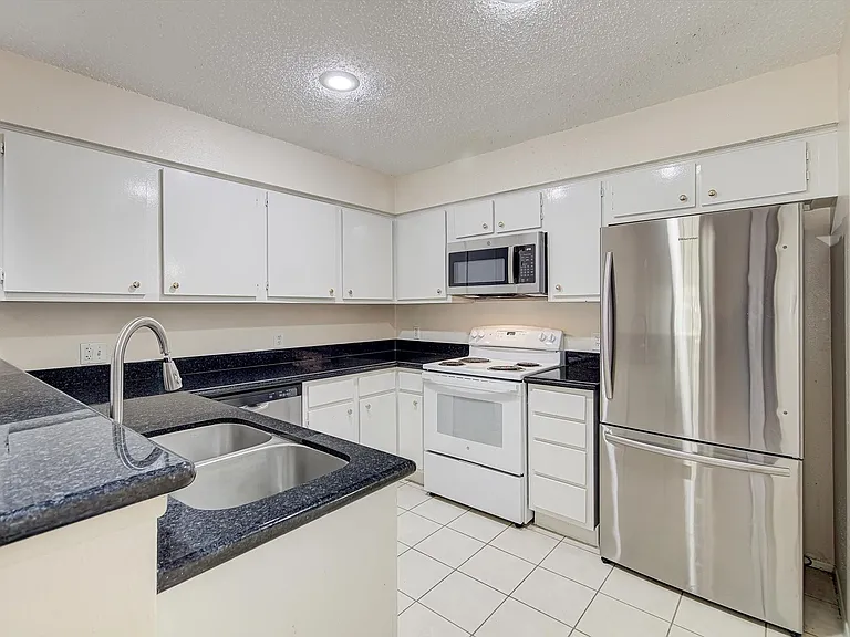 2611 Grants Lake Blvd #226 — Photo 10