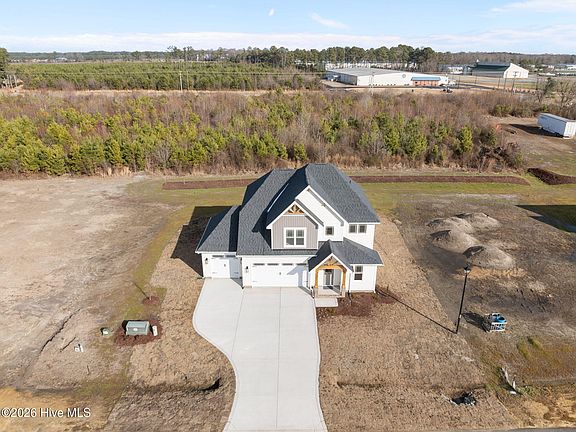 4th image of 108 Sunny Acres