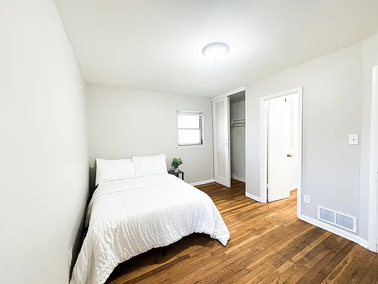 Brookside Dr — Photo 1