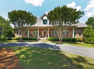 149 Morris Dr, West End, NC 27376