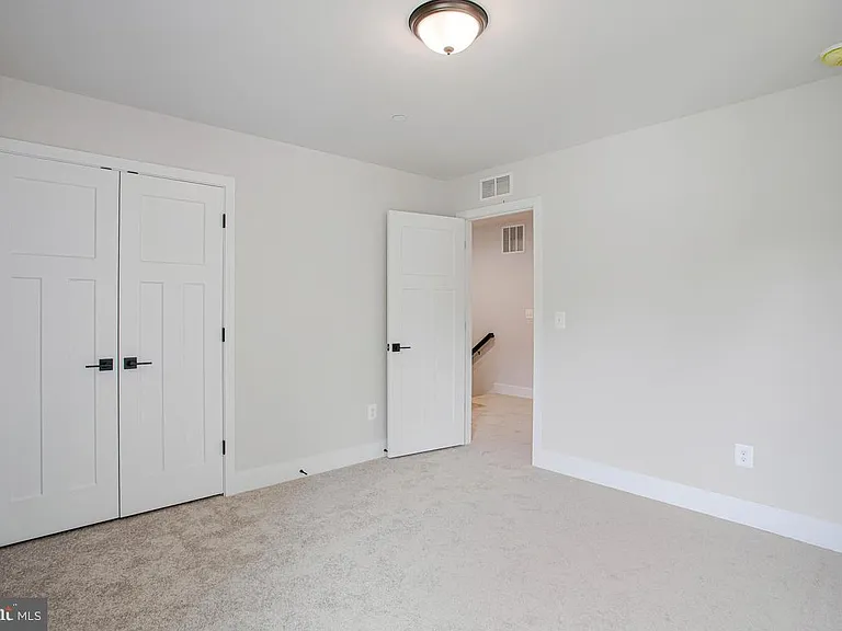 1316 Juniper St — Photo 24