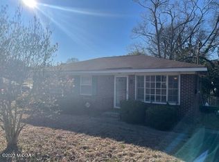 915 Ell Ct, Macon, GA 31206