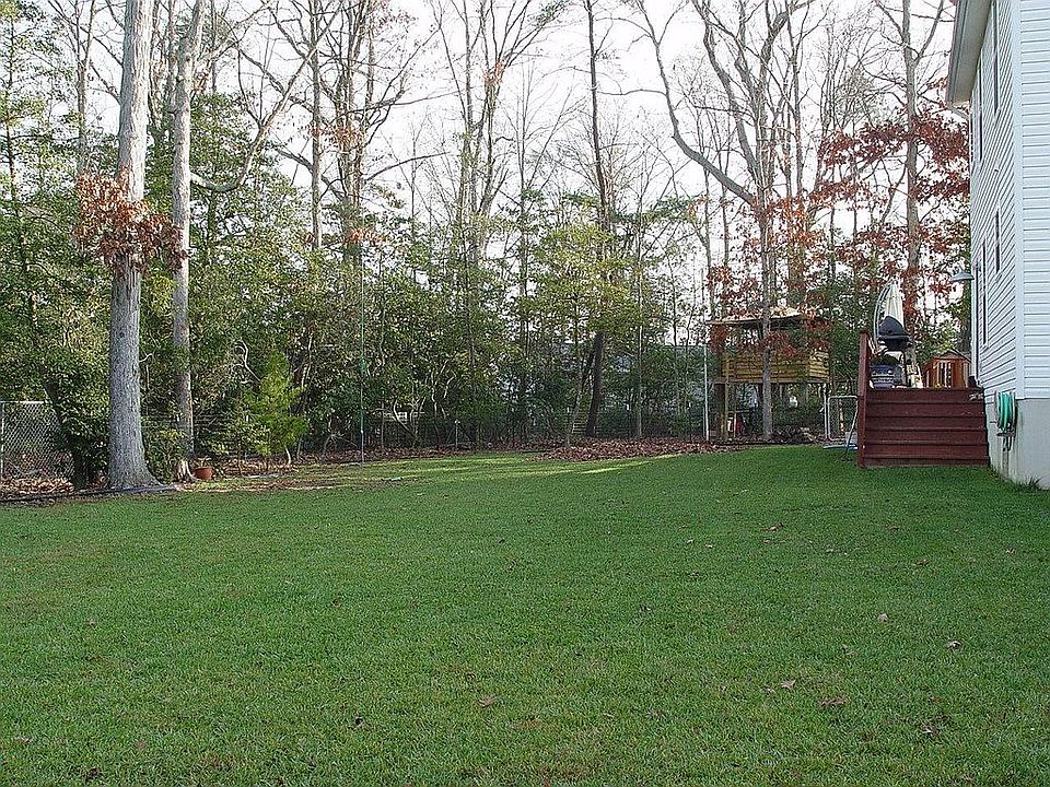 2nd image of 20855 Dove Pl