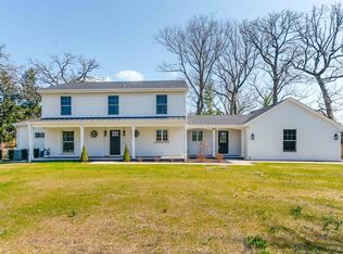 707 Brierhill Rd, Deerfield, IL 60015