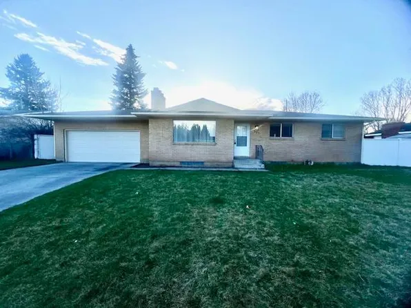 325 Ruth Ave, Idaho Falls, ID 83401