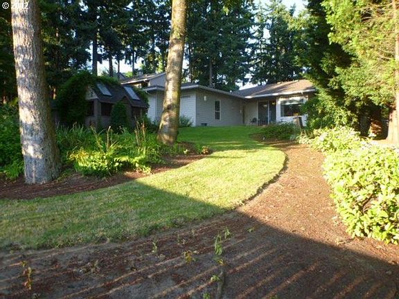 3rd image of 4304 NE 26th Ct