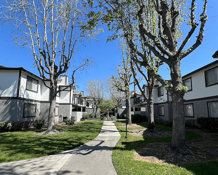 Gladstone Ridge Apartments — Photo 17