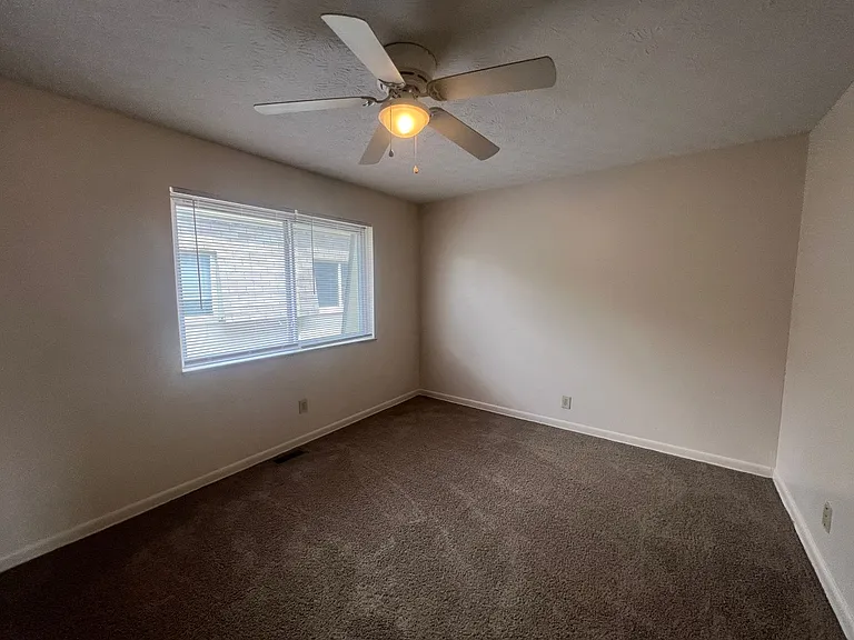 393 E. 18th Ave. SK — Photo 19