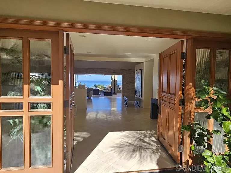 7275 Via Capri — Photo 27