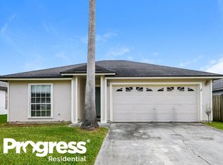 11147 Wandering Oaks Dr, Jacksonville, FL 32257