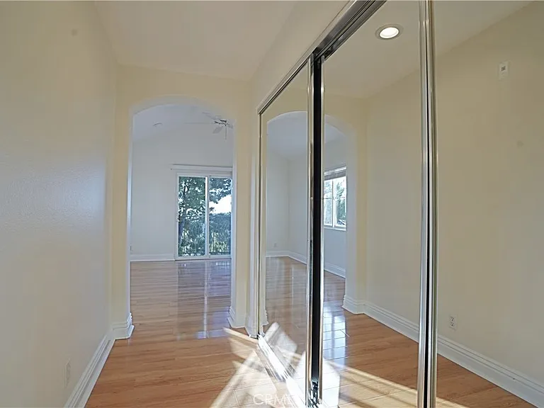 16 Savona Ct — Photo 21