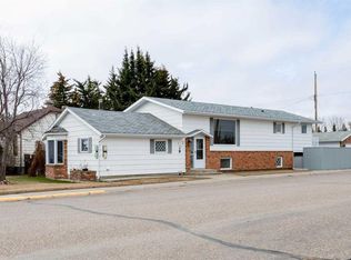 437 Main St E, Milk River, AB T0K 1M0