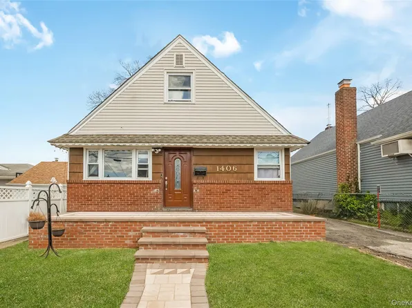 1406 M Street, Elmont, NY 11003