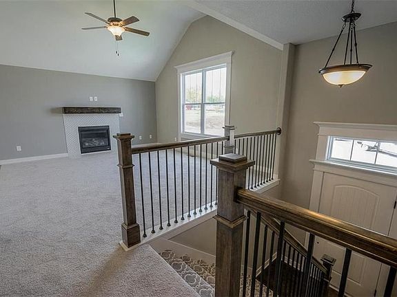 5th image of 2318 S Heartland Ct