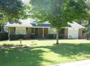 1841 Cathy Cir, Alexander City, AL 35010