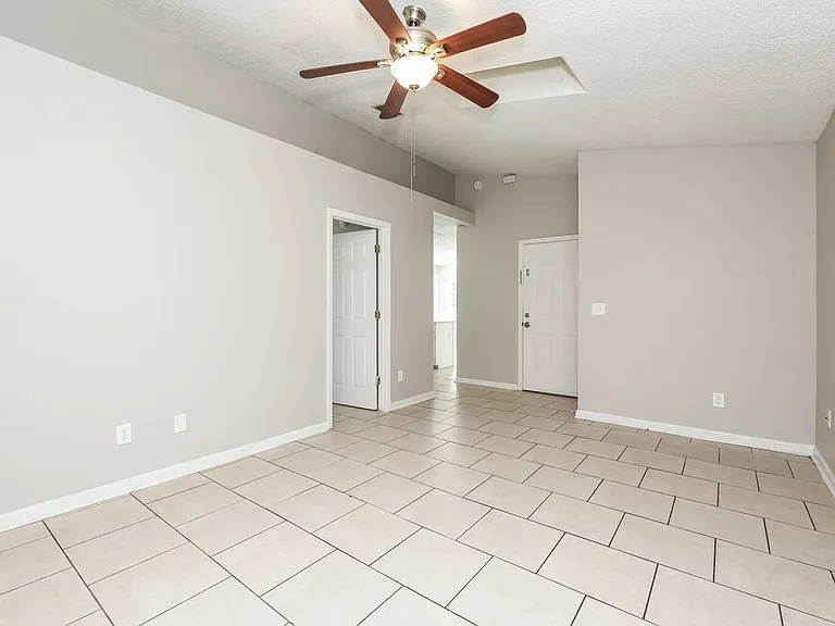 9956 Somerset Grove Ln — Photo 6