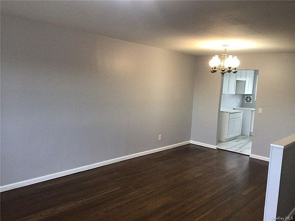 5th image of 26 Kennedy Dr