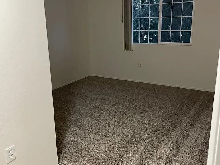 16710 Sherman Way — Photo 12