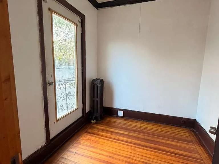 385 Orange St #2 — Photo 10