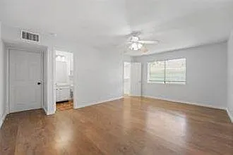 9214 Vagas Dr — Photo 21