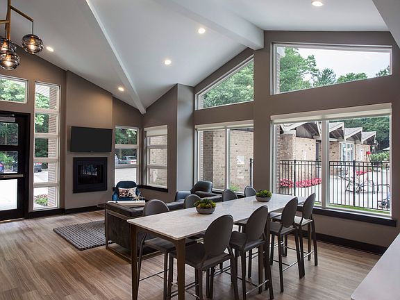 Summit Hill Clubhouse Kitchen