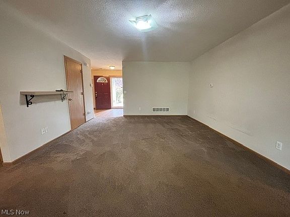 4th image of 1794 Wakefield Dr