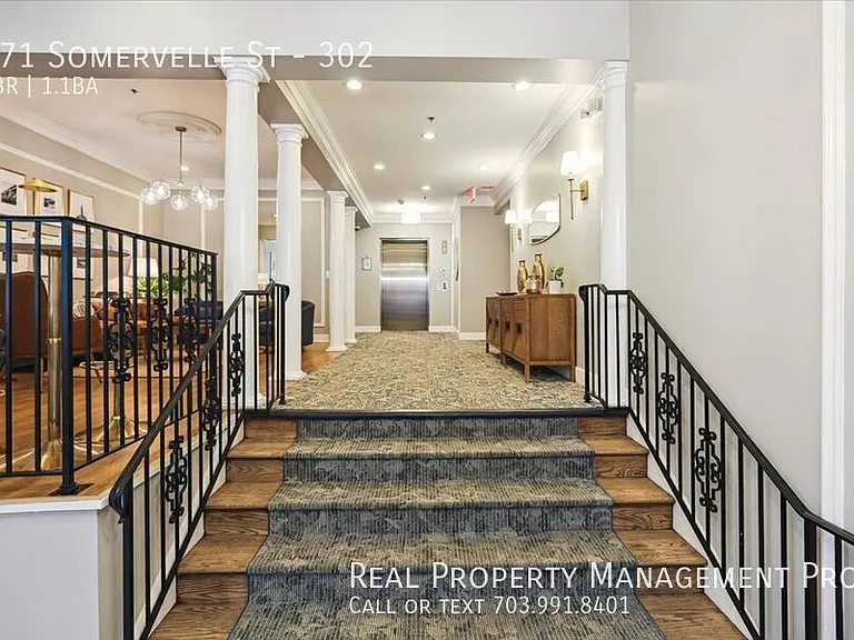 171 Somervelle St #302 — Photo 4