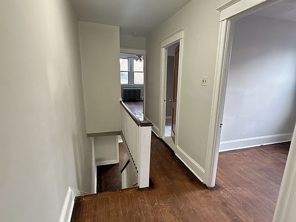 3rd image of 7806 Burholme Ave