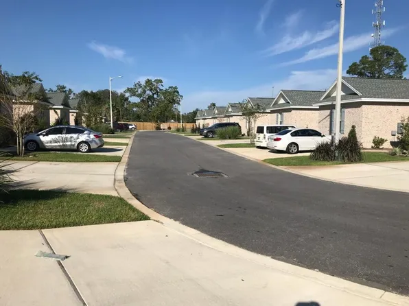 106 Cottage Ct #106, Niceville, FL 32578