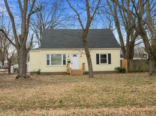 4921 Feys Dr, Louisville, KY 40216