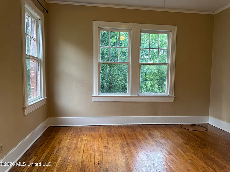428 Decelle St — Photo 18