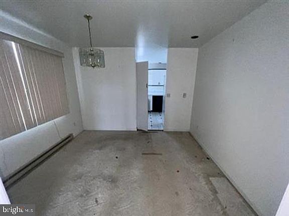 3rd image of 198 Pysell Rd