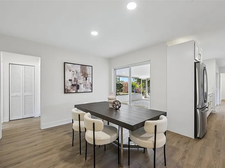 6735 Keystone Dr — Photo 10