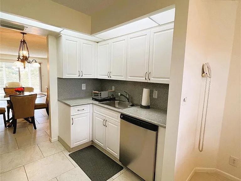 1605 Abaco Dr #C4 — Photo 6