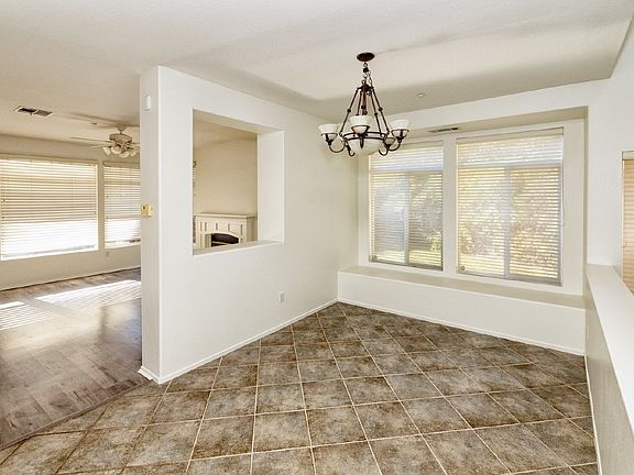 5th image of 609 Saratoga Ave
