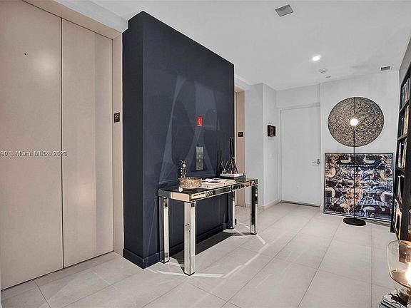 4th image of 1100 Biscayne Blvd Unit 5104