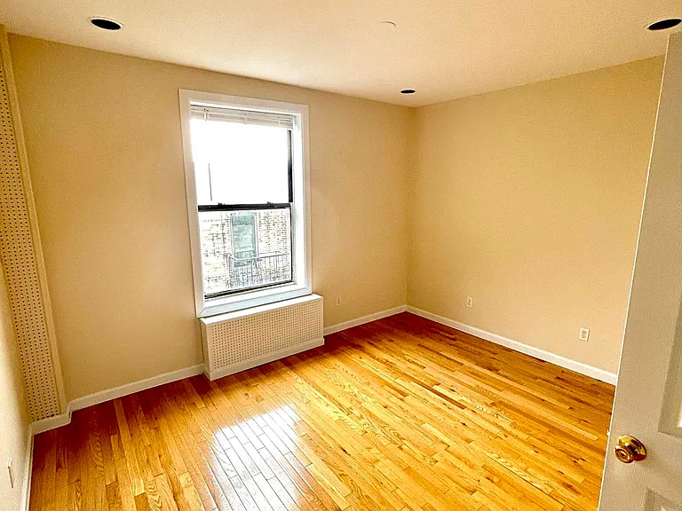 150 W 179th St #2D — Photo 7