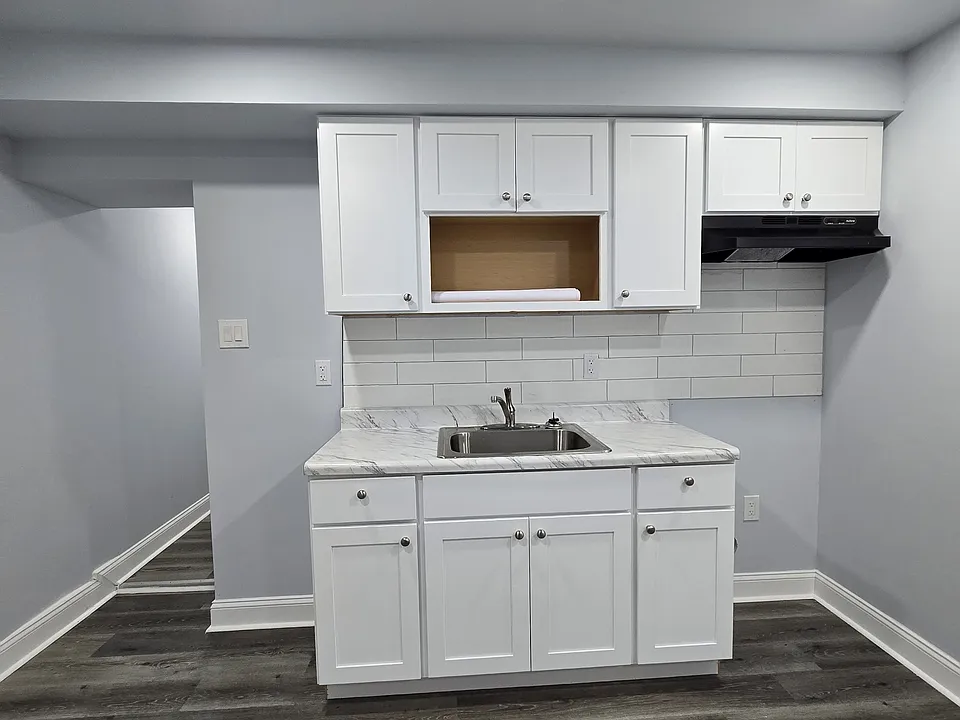 5532 Sprague St #1