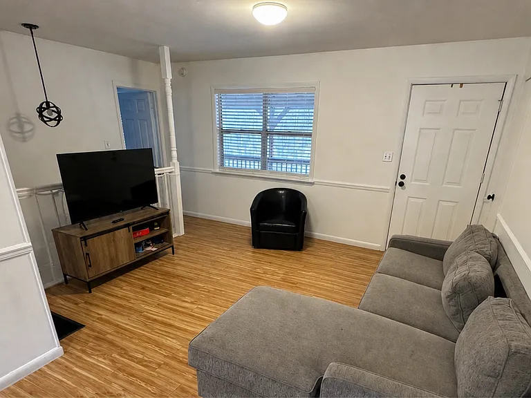 24 Benfield Rd — Photo 8