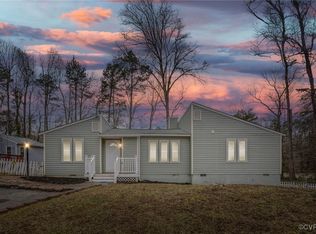 912 Arch Hill Dr, North Chesterfield, VA 23236