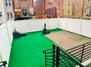 14-18 31st Ave #2AA, Astoria, NY 11106