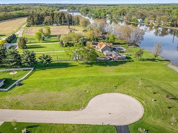 3rd image of 1280 Summerland Ky